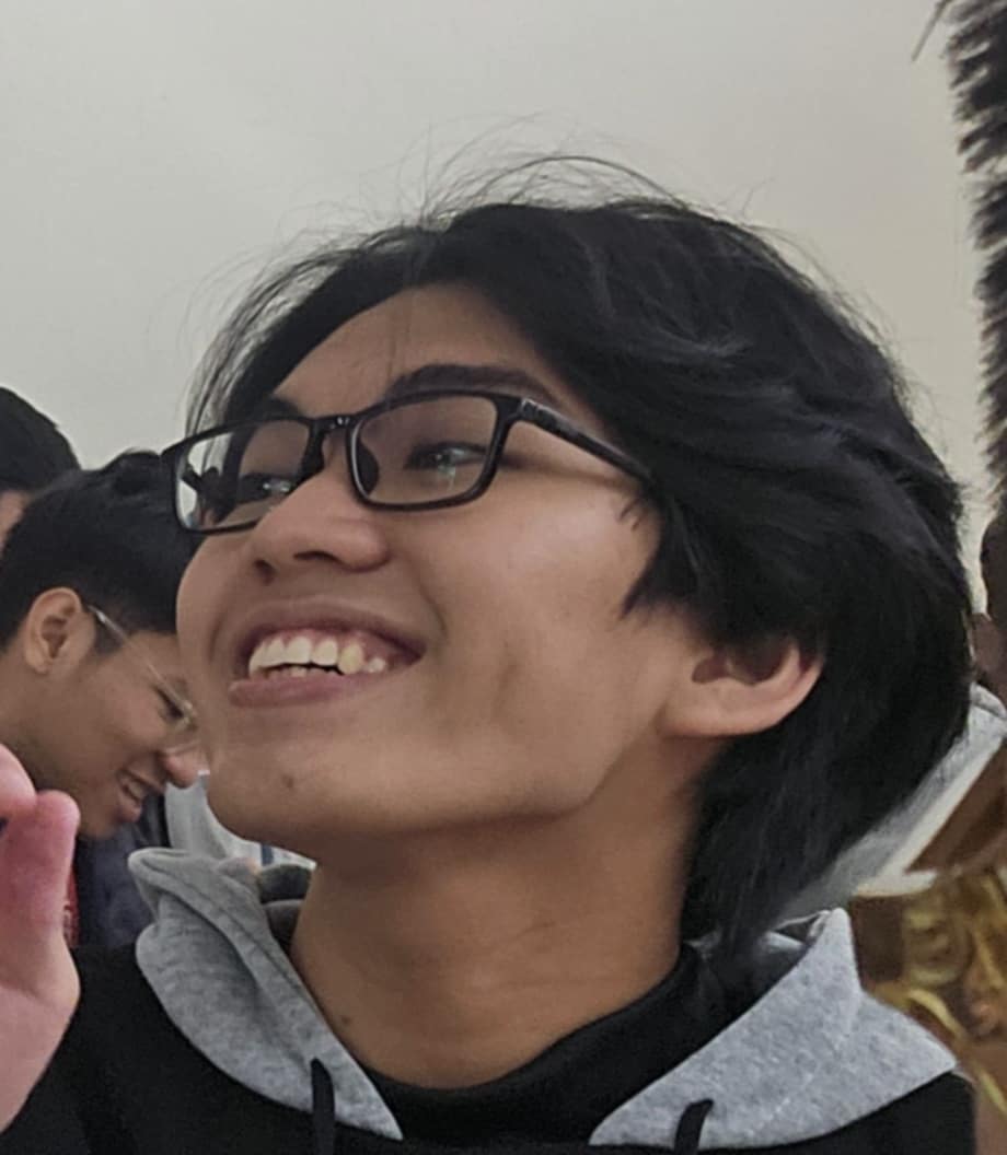 Thành Viên Thứ Tư